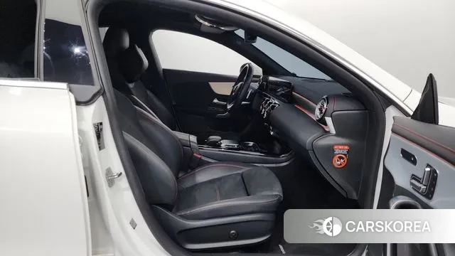 Mercedes-Benz CLA-Class C118 2022 Белый из Кореи, фото 2