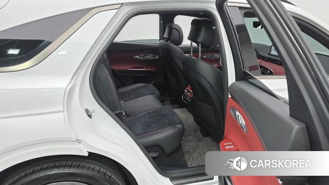 Genesis GV70 2021 Белый из Кореи, фото 2