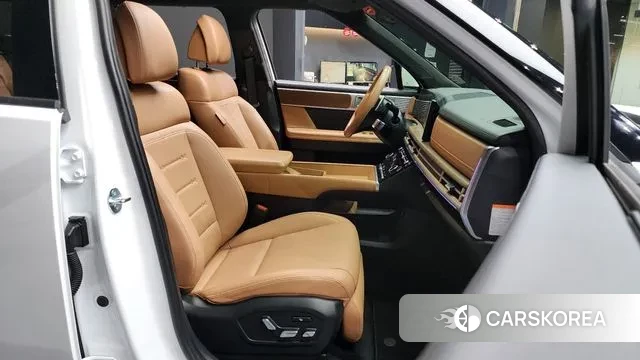 Hyundai Santa Fe (MX5) 2023 Белый из Кореи, фото 2