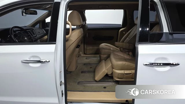 Kia All New Carnival 2018 Белый из Кореи, фото 2