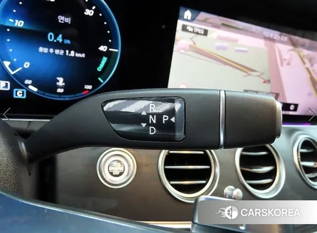 Mercedes-Benz E-Class W213 2021 Белый из Кореи, фото 2