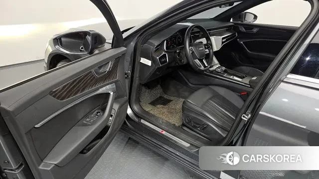 Audi A6 (C8) 2021 Серый из Кореи, фото 2