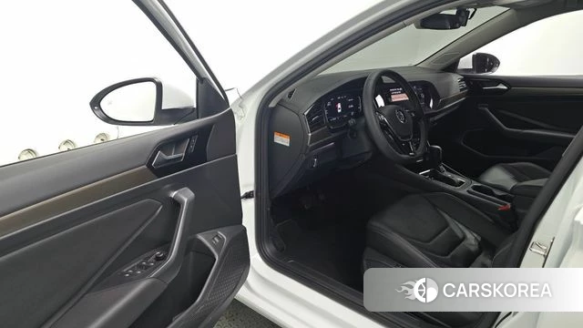 Volkswagen 7th Generation of Jetta 2021 Белый из Кореи, фото 2