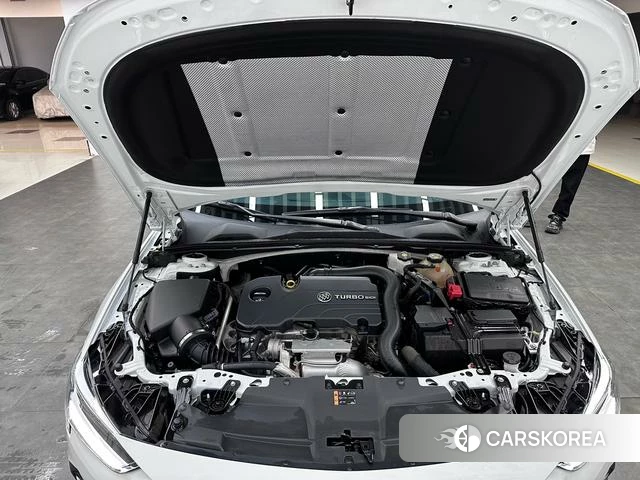 Buick Regal 2023 Белый из Китая, фото 2