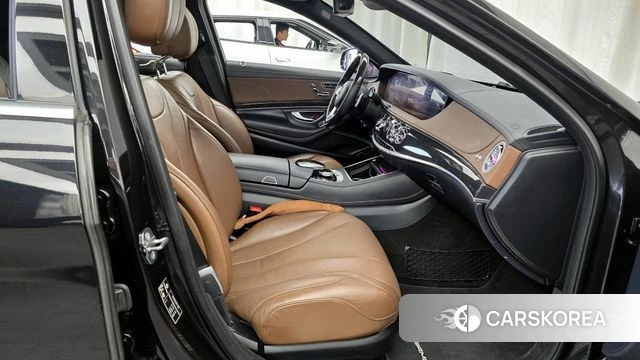 Mercedes-Benz S-Class W222 2019 Черный из Кореи, фото 2