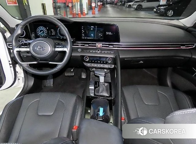 Hyundai Avante (CN7) 2022 Белый из Кореи, фото 2