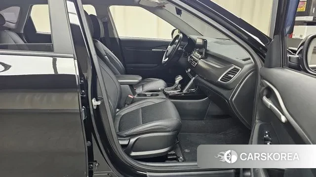 Kia Seltos 2022 Черный из Кореи, фото 2