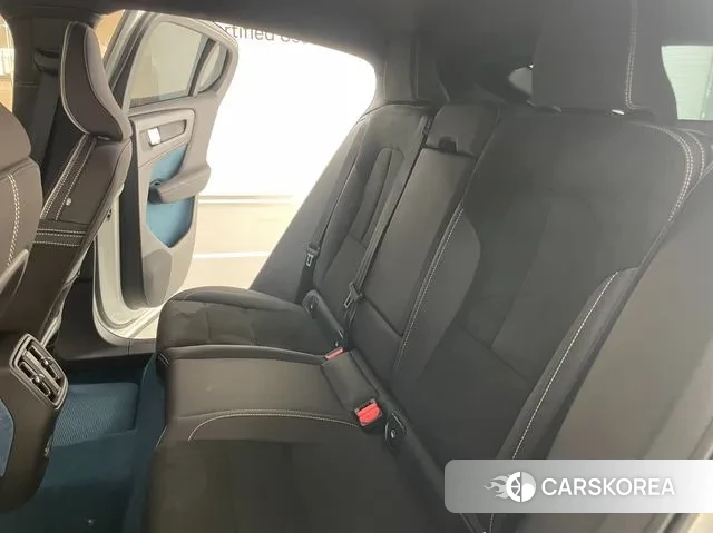 Volvo C40 Richards 2024 Белый из Кореи, фото 2