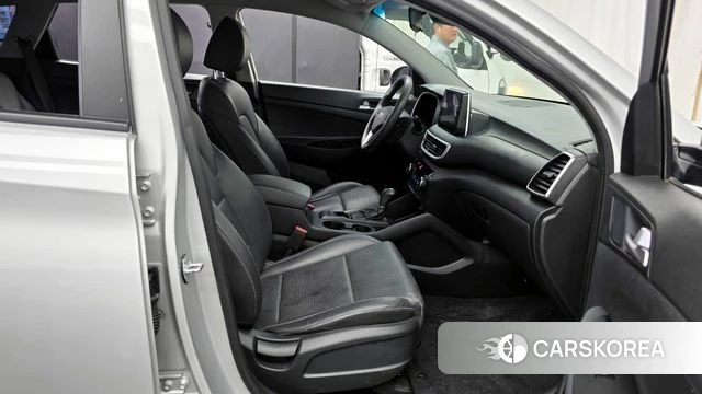 Hyundai All New Tucson 2019 Серебряный из Кореи, фото 2