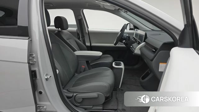 Hyundai Ionic 5 2022 Серебристо-серый из Кореи, фото 2