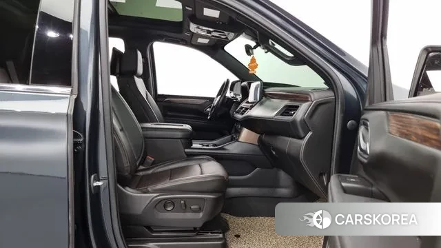 Chevrolet (GM Daewoo) Tahoe 2022 Серый из Кореи, фото 2