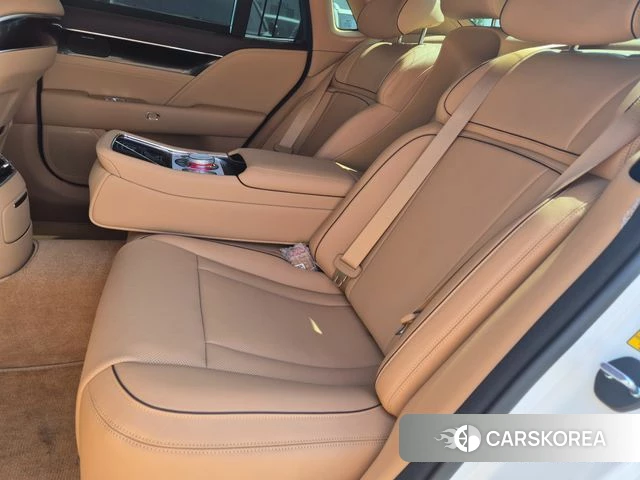 Genesis G90 (RS4) 2024 Белый из Кореи, фото 2