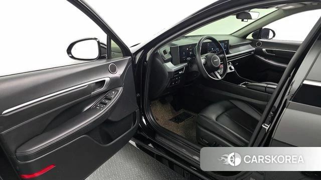 Hyundai Sonata D Edge Hybrid (DN8) 2024 Черный из Кореи, фото 2