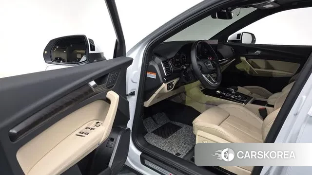 Audi Q5 (FY) 2023 Белый из Кореи, фото 2