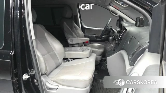 Hyundai The New Grand Starex 2019 Черный из Кореи, фото 2