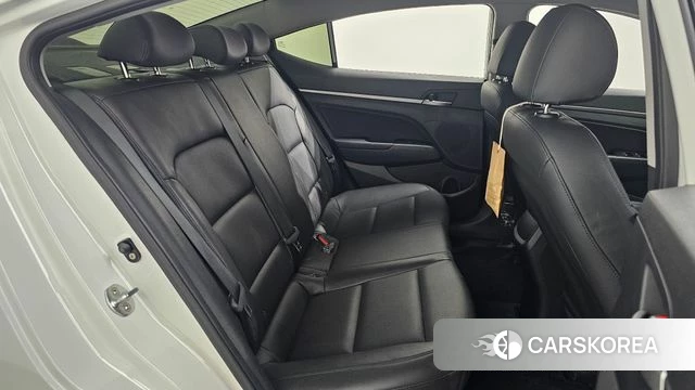 Hyundai Avante AD 2018 Белый из Кореи, фото 2