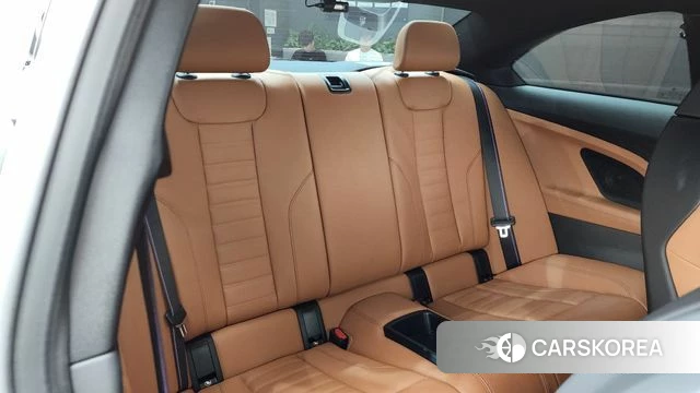 BMW M2 (G87) 2024 Белый из Кореи, фото 2