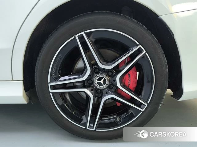 Mercedes-Benz Class C 2021 Белый из Китая, фото 2