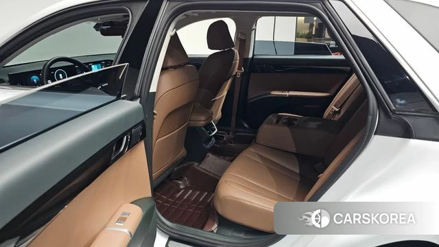 Hyundai Grandeur (GN7) 2023 Белый из Кореи, фото 2