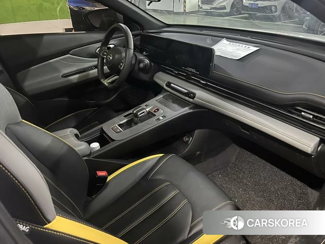GAC Trumpchi Shadow Leopard 2023 Белый из Китая, фото 2