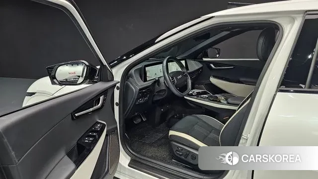 Kia EV6 2023 Белый из Кореи, фото 2