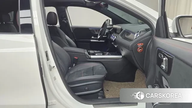 Mercedes-Benz GLA - Class H247 2022 Белый из Кореи, фото 2