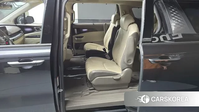 Kia Carnival 4th generation 2021 Серый из Кореи, фото 2