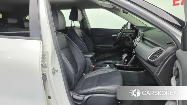 Kia Seltos 2021 Белый из Кореи, фото 2