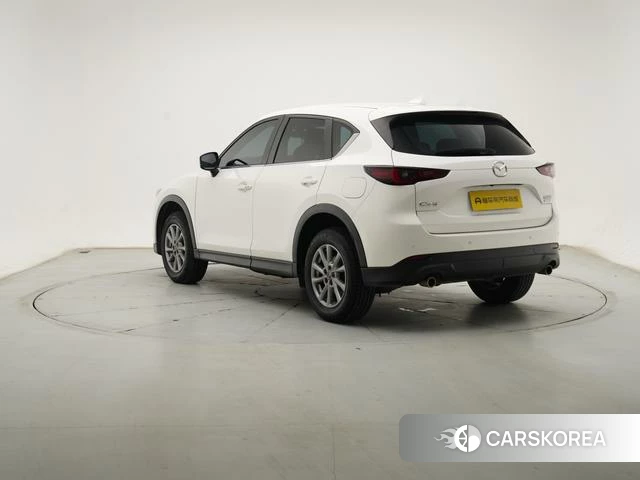 Mazda CX-5 2022 Белый из Китая, фото 2