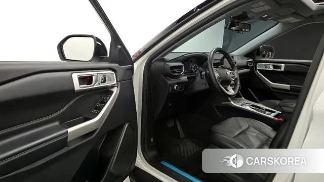 Ford Explorer 6th Generation 2020 Белый из Кореи, фото 2