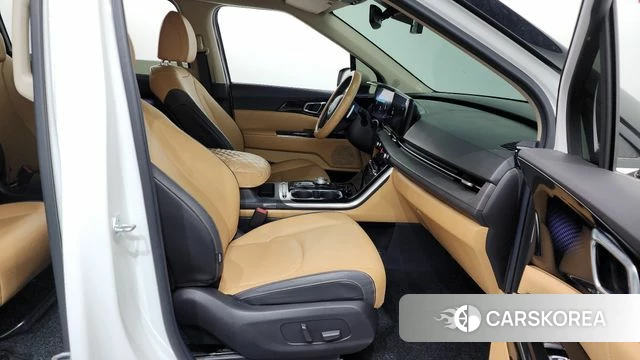 Kia Carnival 4th generation 2023 Белый из Кореи, фото 2