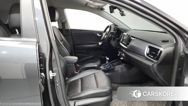 Kia Stonic 2019 Серый из Кореи, фото 2