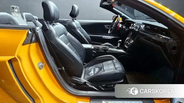 Ford Mustang 2019 Желтый из Кореи, фото 2