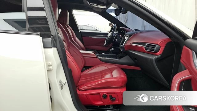 Maserati Levante 2018 Белый из Кореи, фото 2