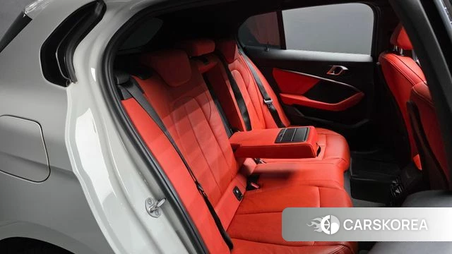 BMW 1 Series (F40) 2021 Белый из Кореи, фото 2