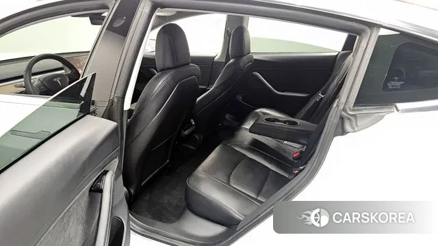 Tesla Model 3 2020 Белый из Кореи, фото 2