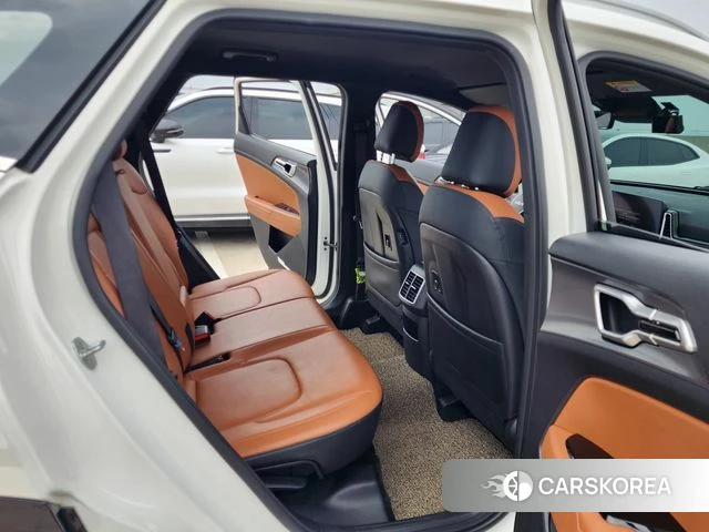 Kia Sportage 5th Generation 2022 Белый из Кореи, фото 2