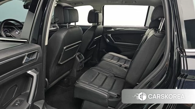 Volkswagen Tiguan Allspace 2020 Черный из Кореи, фото 2