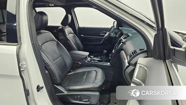 Ford Explorer 2019 Белый из Кореи, фото 2