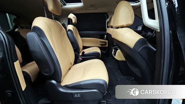 Kia Carnival 4th generation 2023 Черный из Кореи, фото 2