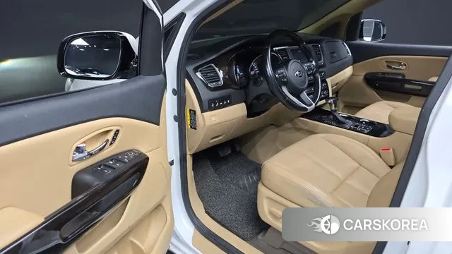Kia The New Carnival 2018 Белый из Кореи, фото 2