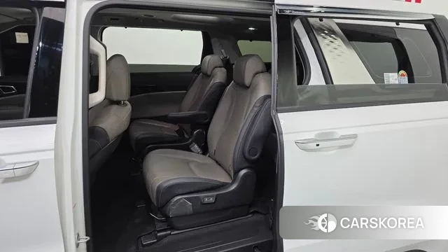 Kia The New Carnival 4th Generation 2024 Белый из Кореи, фото 2