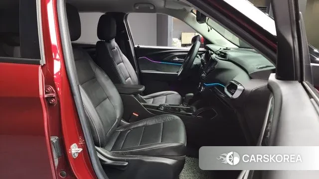 Chevrolet (GM Daewoo) Trailblazer 2021 Красный из Кореи, фото 2