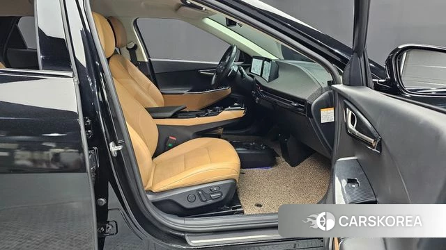 Kia EV6 2022 Черный из Кореи, фото 2