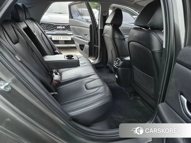 Hyundai The New Avante Hybrid (CN7) 2023 Серый из Кореи, фото 2