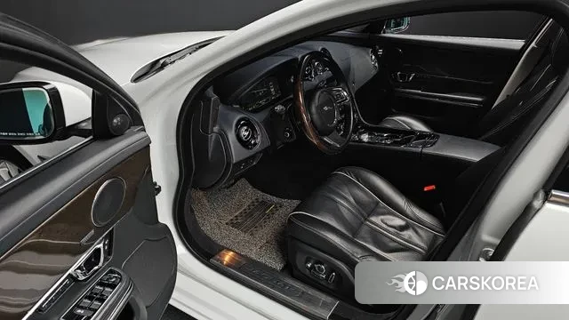 Jaguar All New XJ 2018 Белый из Кореи, фото 2