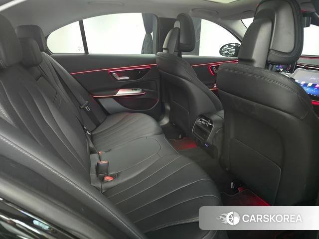 Mercedes-Benz E-Class W214 2025 Черный из Кореи, фото 2