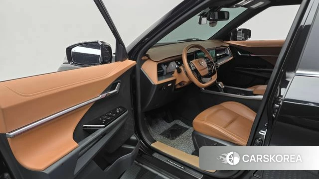 Ssangyong Torres 2024 Черный из Кореи, фото 2