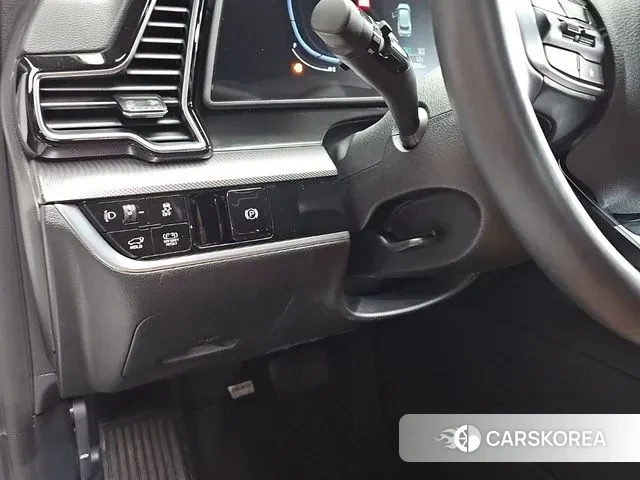 Kia Sportage 5th Generation Hybrid 2024 Белый из Кореи, фото 2