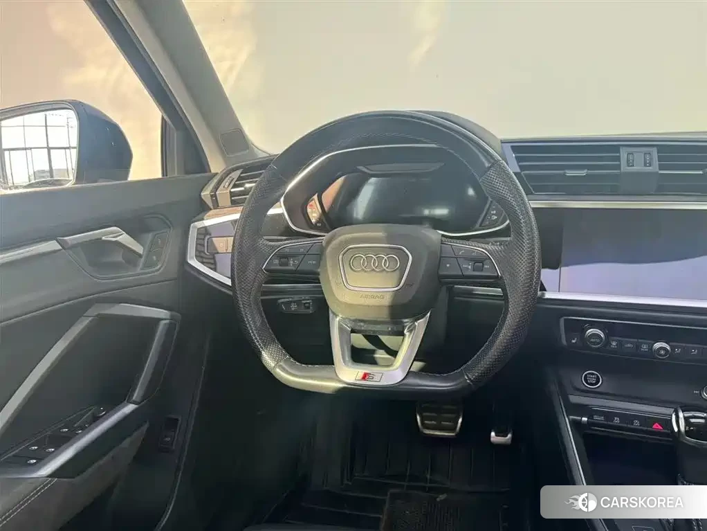 Audi Q3 Sportback 2023 Белый из Китая, фото 2